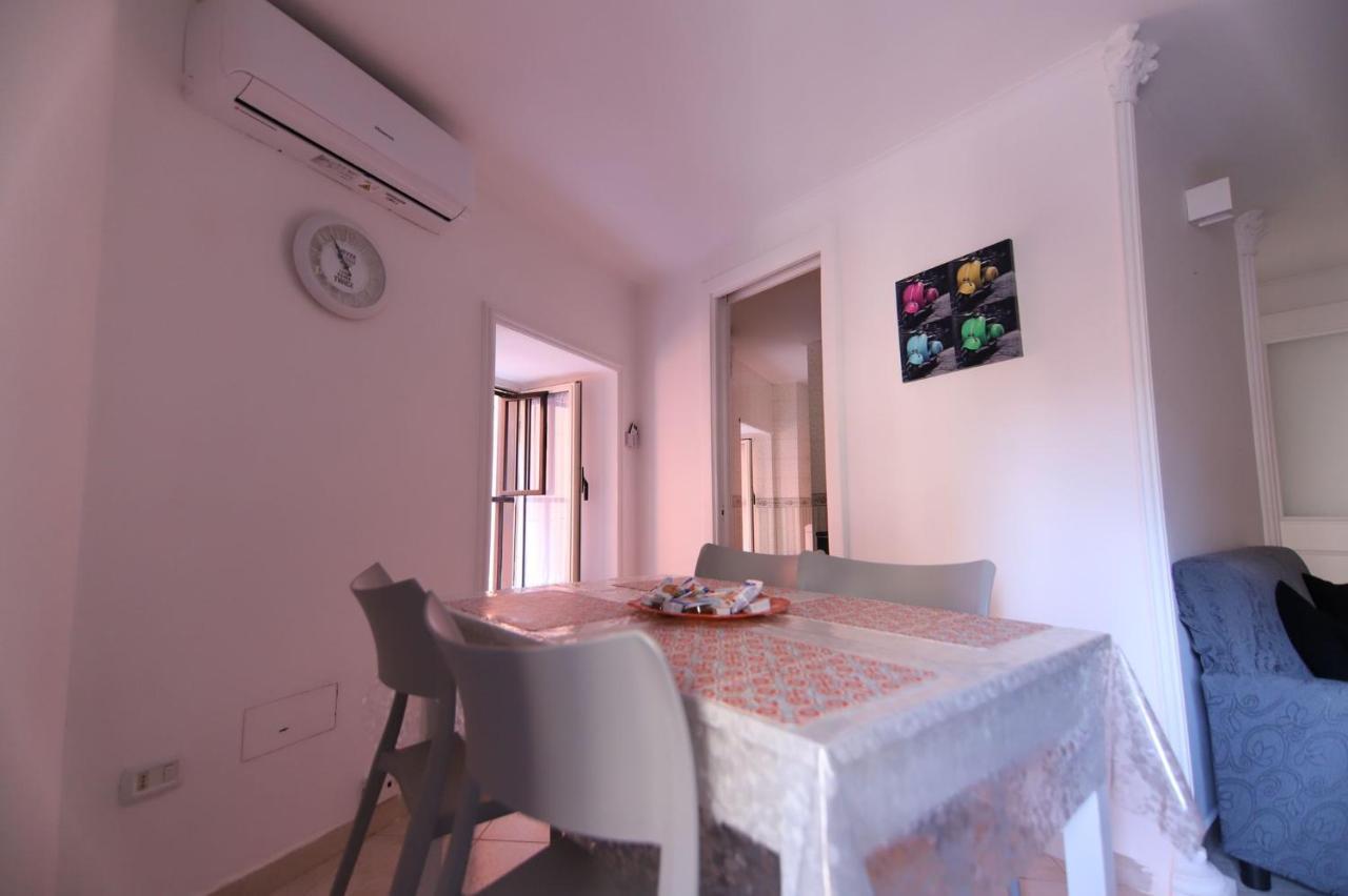 Casa In Piazza Leilighet Napoli Eksteriør bilde